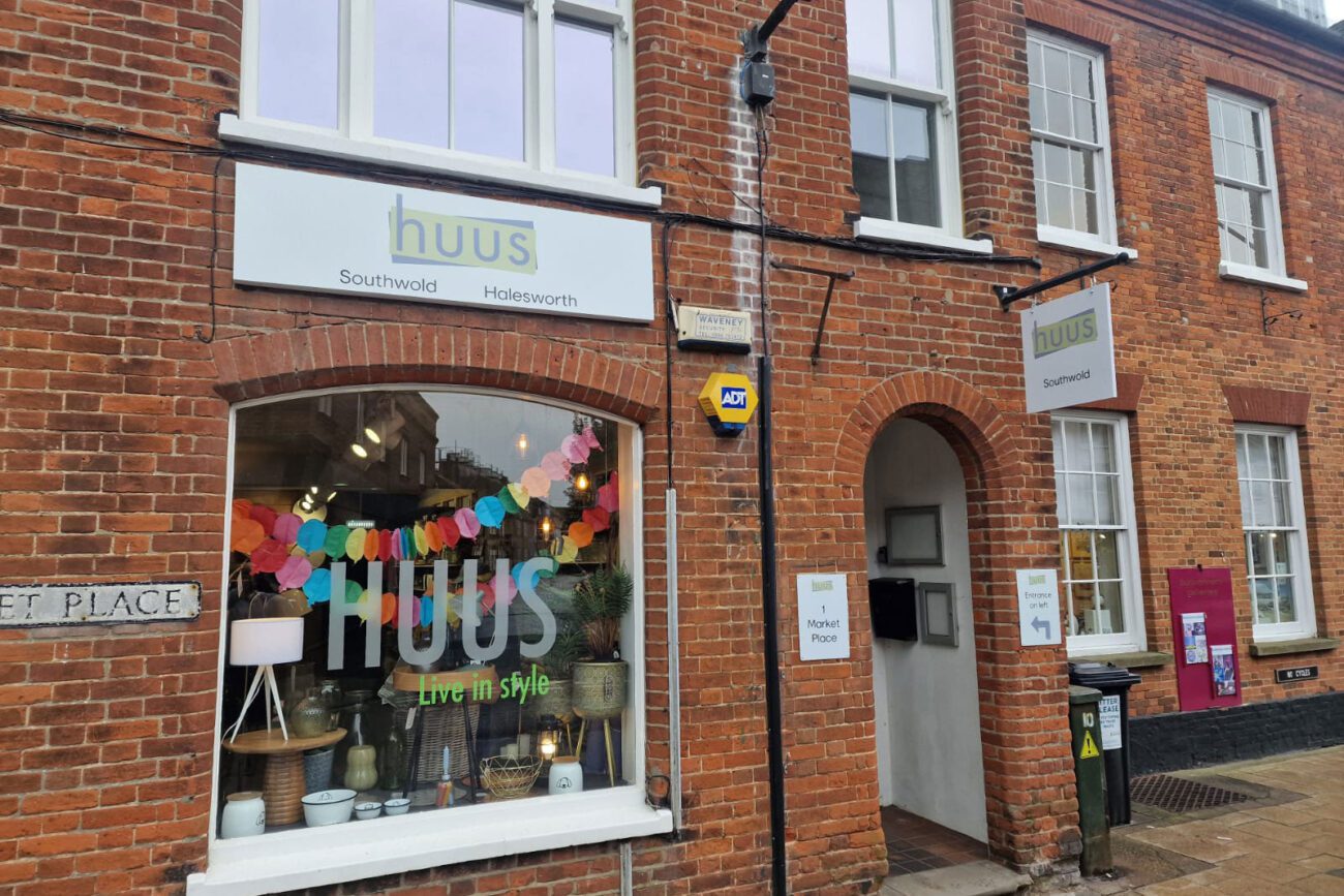 shop-signage-southwold